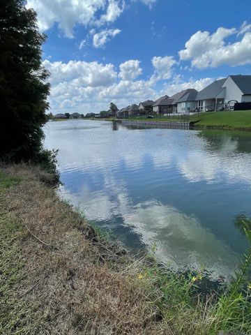 6397 Pelican Crossing Dr, Gonzales, LA 70737