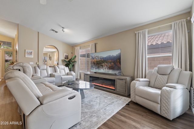 1291 S CARDINAL Street, Gilbert, AZ 85296