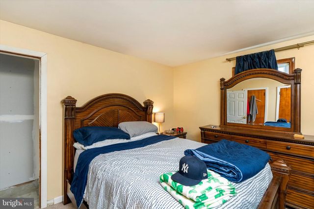 319 STATION RD, Roebling, NJ 08554