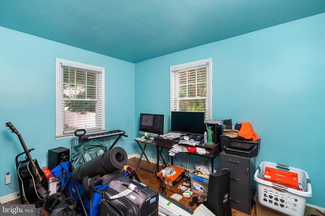 319 STATION RD, Roebling, NJ 08554