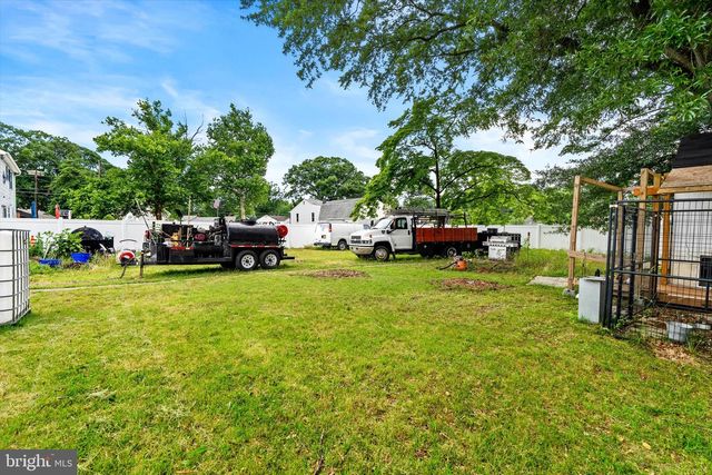 319 STATION RD, Roebling, NJ 08554