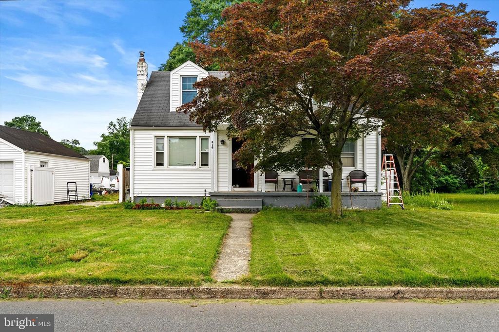 319 STATION RD, Roebling, NJ 08554