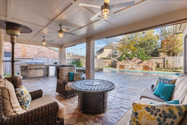 1358 Porta Rosa Lane, League City, TX 77573