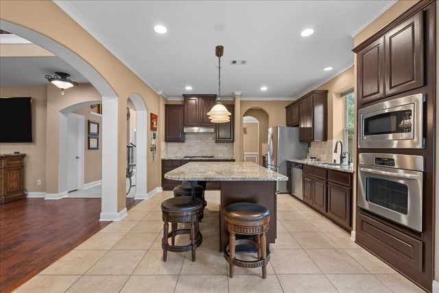 1358 Porta Rosa Lane, League City, TX 77573