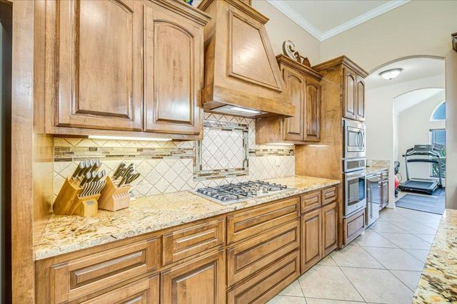 7522 S Lake Drive, Corpus Christi, TX 78414