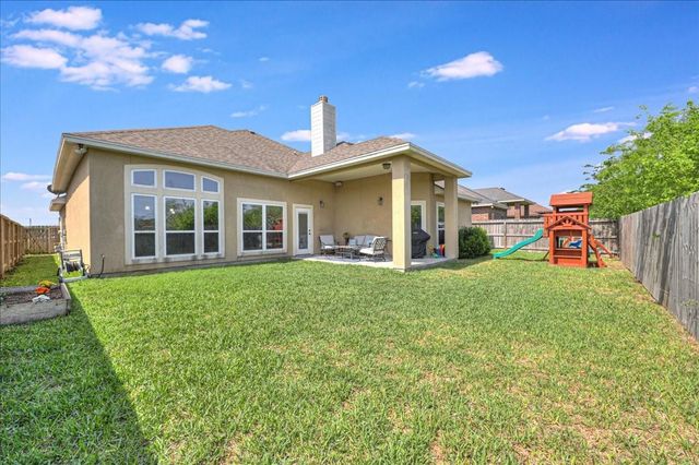 7522 S Lake Drive, Corpus Christi, TX 78414