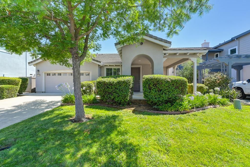 11794 Dionysus Way, Rancho Cordova, CA 95742