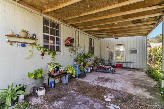 816 E 2nd Street, Rio Grande City, TX 78582