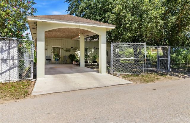 816 E 2nd Street, Rio Grande City, TX 78582