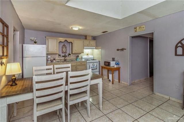 816 E 2nd Street, Rio Grande City, TX 78582