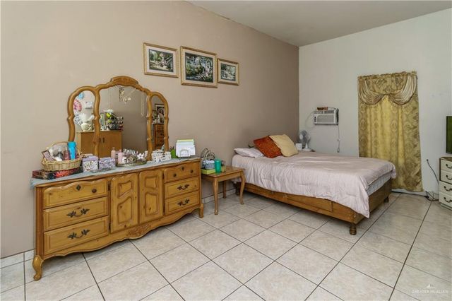 816 E 2nd Street, Rio Grande City, TX 78582