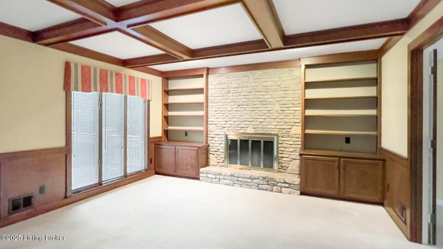 1508 Sylvan Wynde, Louisville, KY 40205