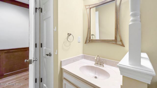 1508 Sylvan Wynde, Louisville, KY 40205