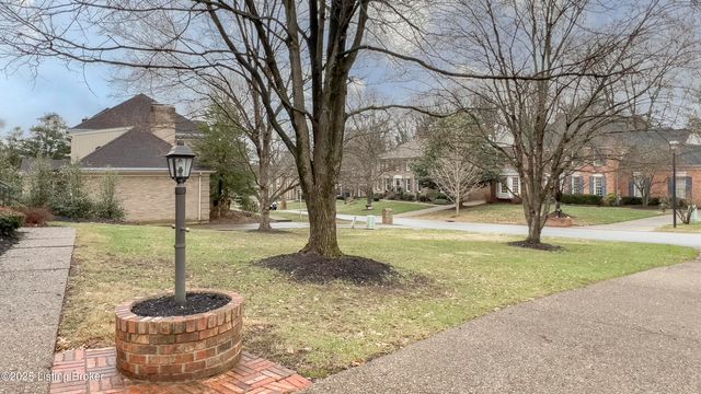 1508 Sylvan Wynde, Louisville, KY 40205