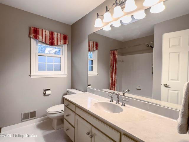 1508 Sylvan Wynde, Louisville, KY 40205