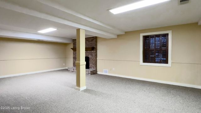 1508 Sylvan Wynde, Louisville, KY 40205