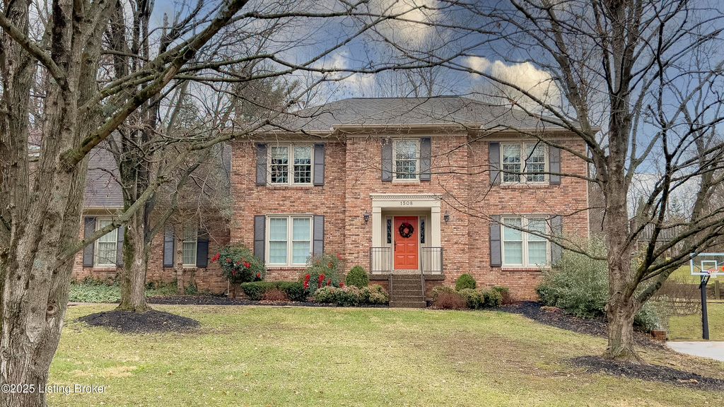 1508 Sylvan Wynde, Louisville, KY 40205