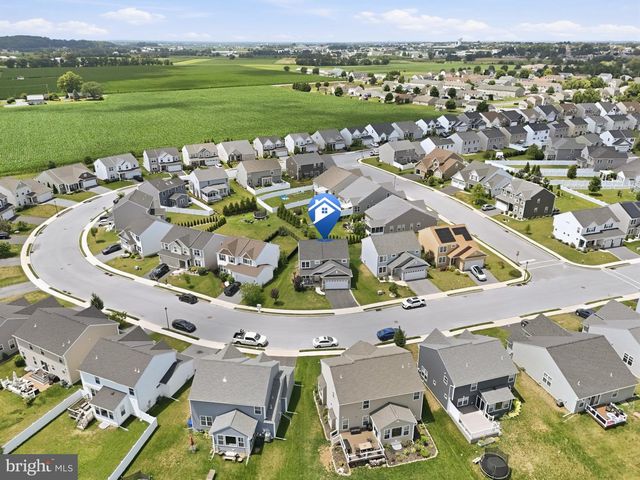 405 JARED WAY, New Holland, PA 17557