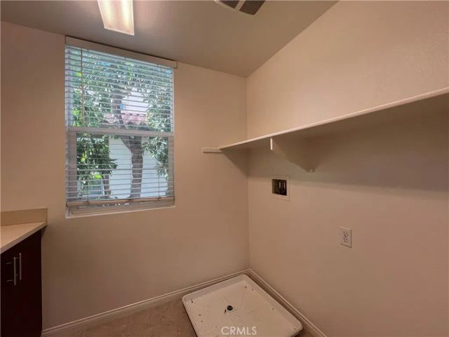 905 N Purple Sage Drive F, Azusa, CA 91702