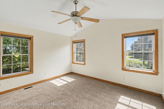 504 N Miller Drive, Eaton Rapids, MI 48827