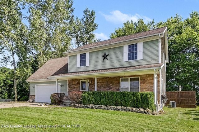 504 N Miller Drive, Eaton Rapids, MI 48827