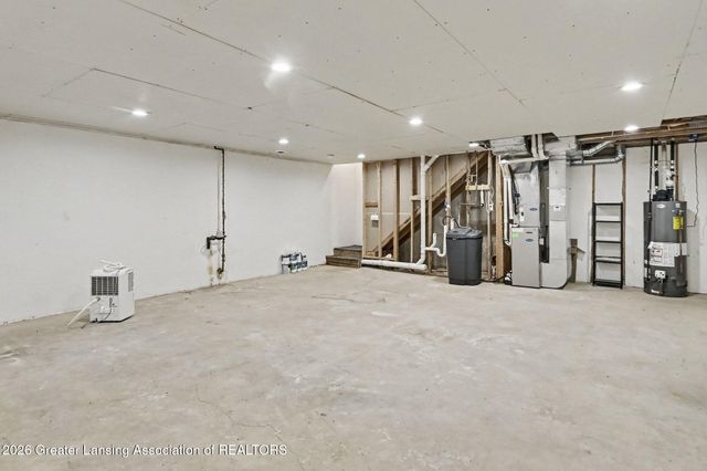 504 N Miller Drive, Eaton Rapids, MI 48827