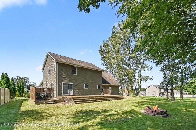 504 N Miller Drive, Eaton Rapids, MI 48827