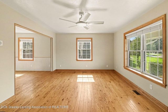 504 N Miller Drive, Eaton Rapids, MI 48827
