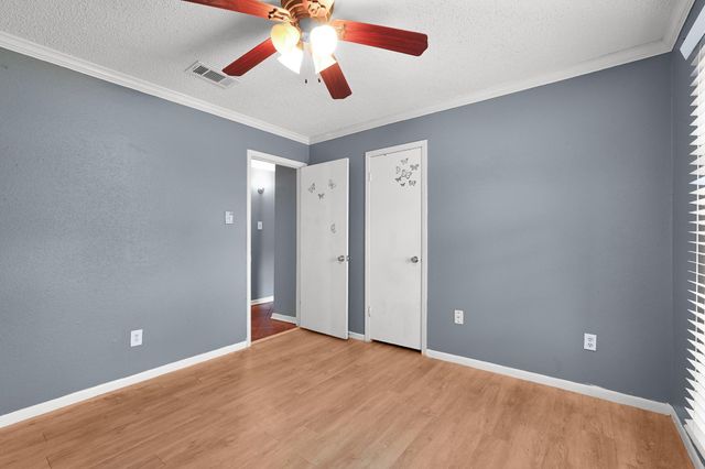 10014 Carlow Lane, La Porte, TX 77571