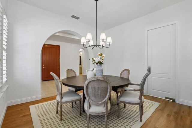 1921 Eagle Glen Dr, Roseville, CA 95661