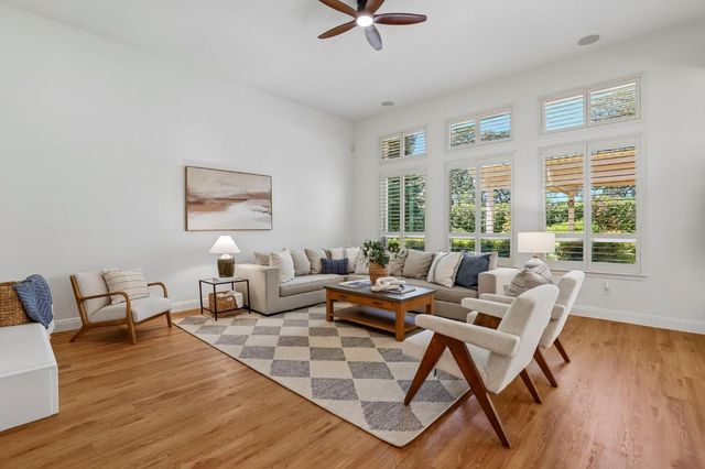 1921 Eagle Glen Dr, Roseville, CA 95661