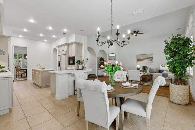 1921 Eagle Glen Dr, Roseville, CA 95661