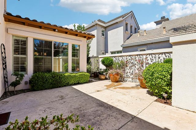 1921 Eagle Glen Dr, Roseville, CA 95661