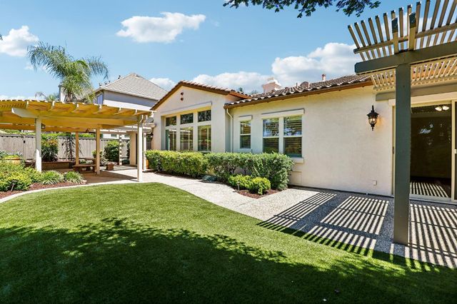 1921 Eagle Glen Dr, Roseville, CA 95661