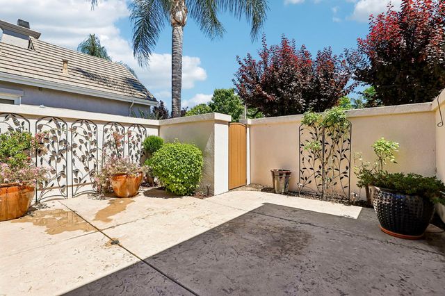 1921 Eagle Glen Dr, Roseville, CA 95661