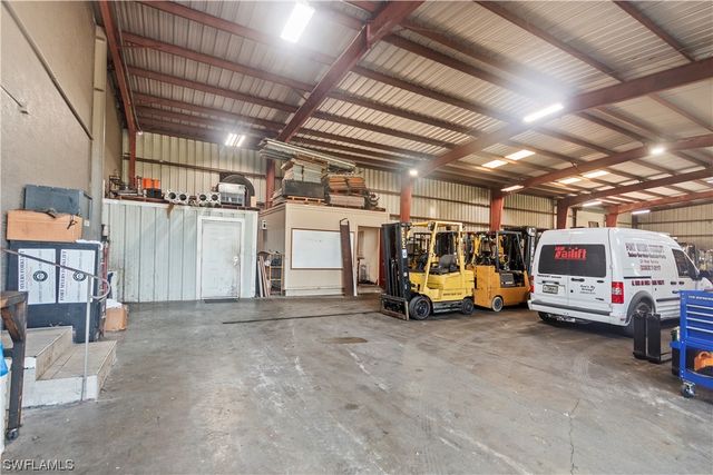 2065 Towles ST, Fort Myers, FL 33916