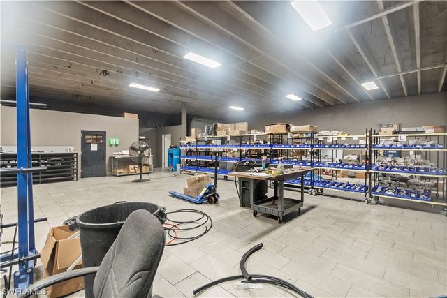 2065 Towles ST, Fort Myers, FL 33916