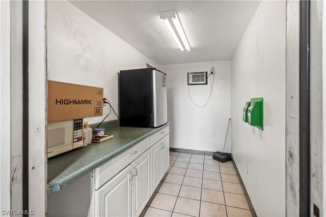 2065 Towles ST, Fort Myers, FL 33916