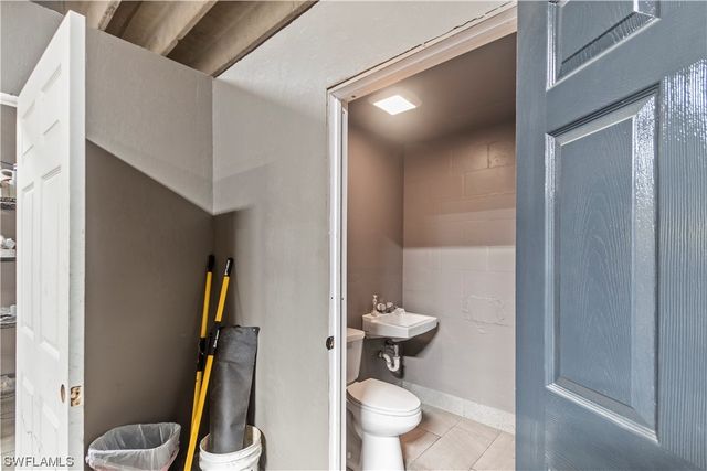 2065 Towles ST, Fort Myers, FL 33916