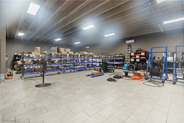 2065 Towles ST, Fort Myers, FL 33916