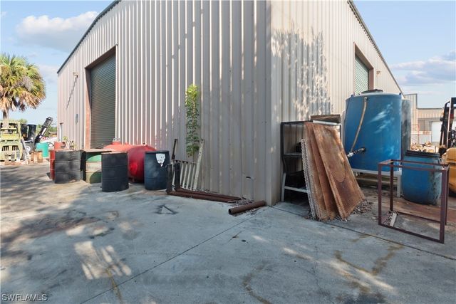 2065 Towles ST, Fort Myers, FL 33916