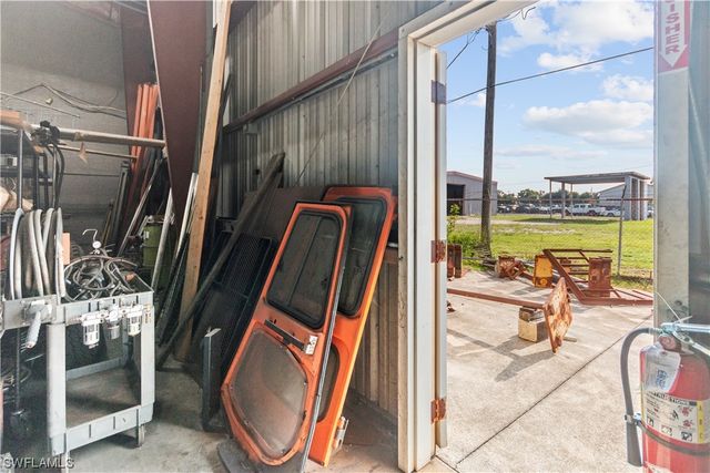 2065 Towles ST, Fort Myers, FL 33916