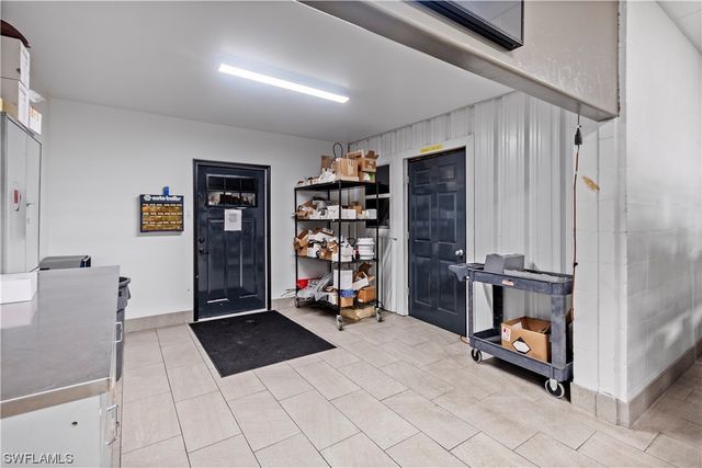 2065 Towles ST, Fort Myers, FL 33916