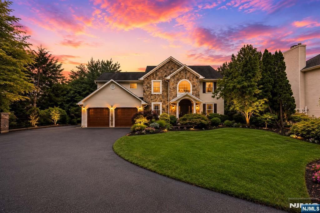 5 Gates Place, Wayne, NJ 07470