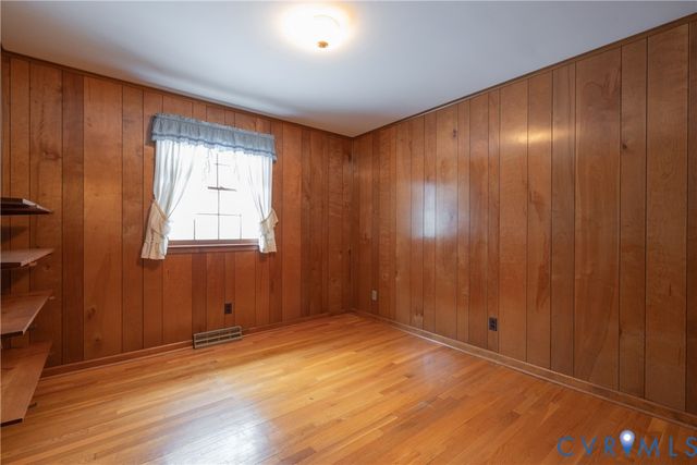 17904 Nash Rd, Dinwiddie, VA 23841