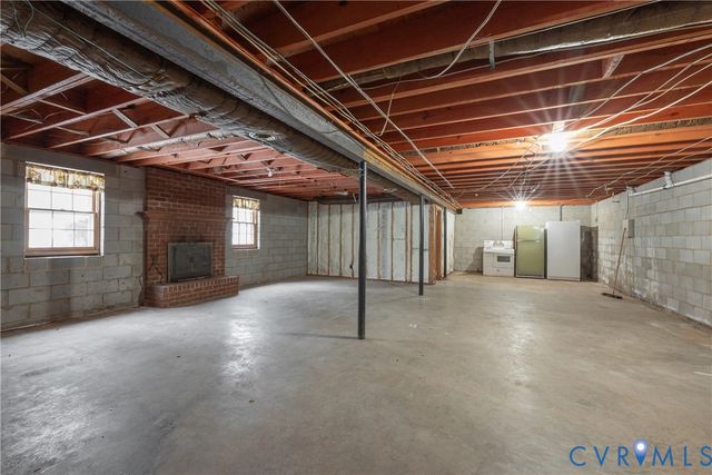 17904 Nash Rd, Dinwiddie, VA 23841