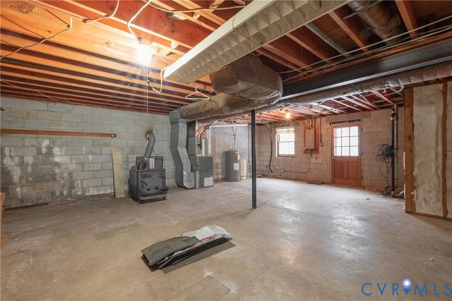 17904 Nash Rd, Dinwiddie, VA 23841