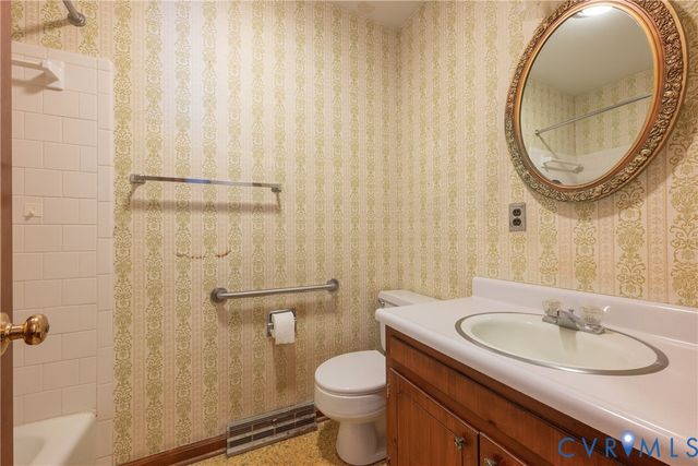 17904 Nash Rd, Dinwiddie, VA 23841