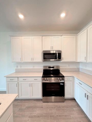 5610 Divine Drive, Delray Beach, FL 33484