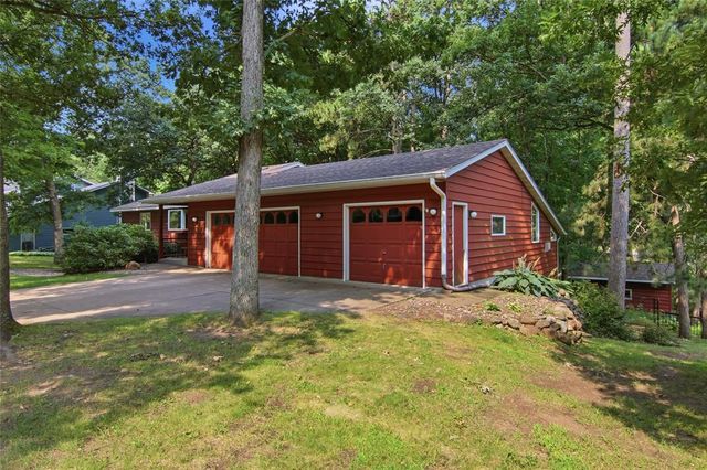 3728 Forest Heights Drive, Eau Claire, WI 54701